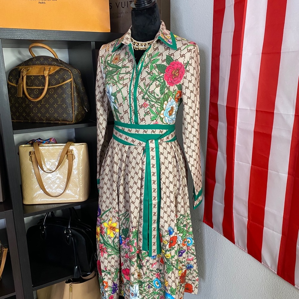 Beautiful Floral Dress - Picture 10 of 11